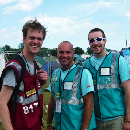 how-to-work-at-festivals-and-who-to-contact_latitude-festival-quest-mark-and-volunteer_800PxSq72Dpi.jpg